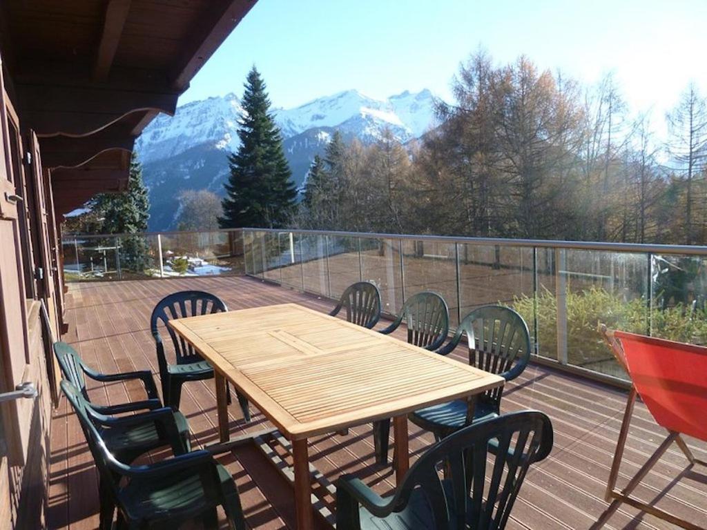 Chalet Traditionnel Avec Jacuzzi Exterieur Bex ภายนอก รูปภาพ